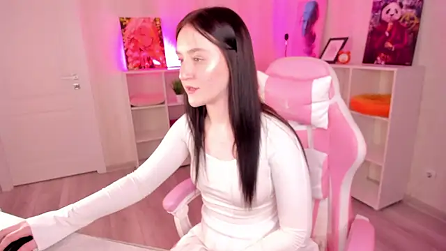 LexiVale online show from January 16, 10:11 am