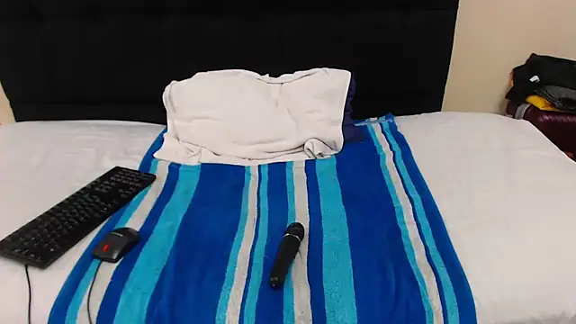 Sexy Baddie online show from February 11, 6:53 pm