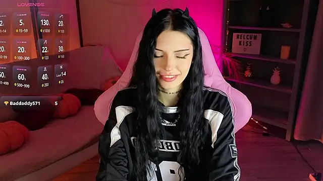 Kelly  Bunny online show from March 23, 5:46 am