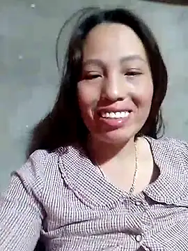 Gummiesu online show from February 16, 8:20 pm