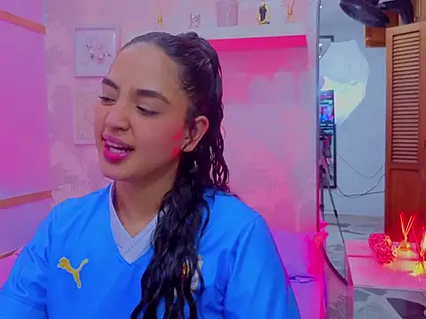 Emma Thompssonn online show from February 27, 1:00 pm