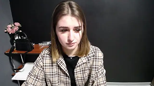 Sunny siren online show from January 15, 1:50 pm