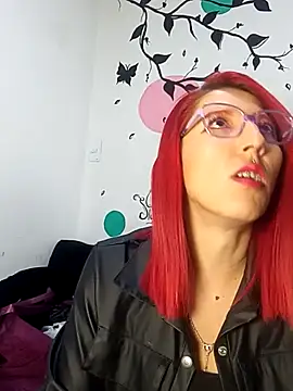 HannaFoster  online show from January 16, 7:43 pm