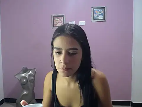 luisandri  online show from January 15, 7:09 pm