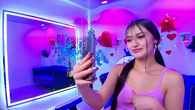 Zoe swan online show from February 13, 11:45 am