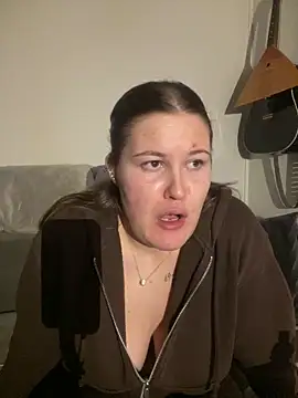 justsomeoneuknow online show from February 17, 10:31 pm