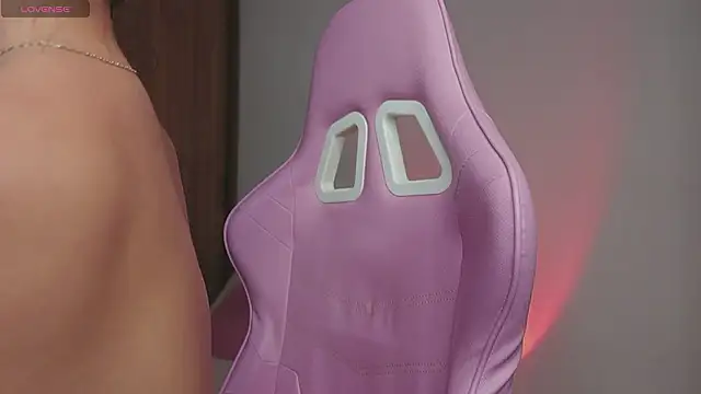 isabela   online show from February 28, 4:23 am