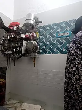 Hot-Tinaa online show from April 15, 2:12 am