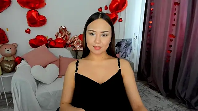 GlowMe online show from February 2, 11:20 am