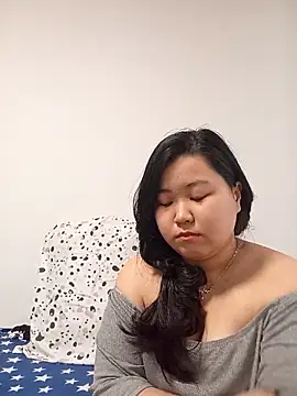 Sofy Noir online show from January 18, 2:13 pm