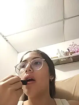 cristal adams11 online show from July 29, 4:23 am