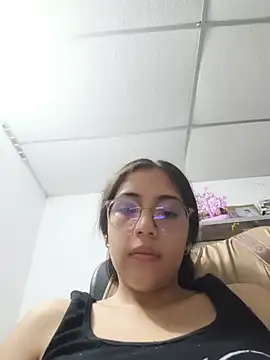 cristal adams11 online show from July 19, 4:48 am