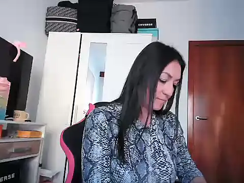 Yulian Milf online show from February 5, 4:43 pm