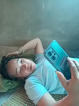 cutebobi online show from April 8, 6:59 am