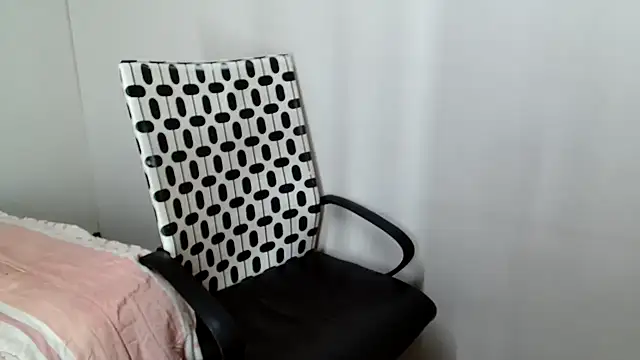 feliciahun online show from February 6, 7:39 pm