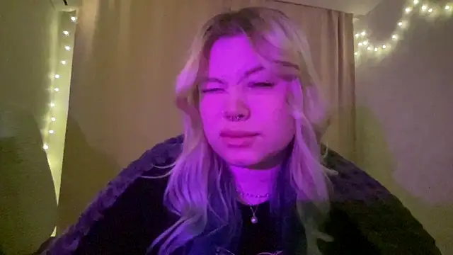 Lulu Di online show from March 7, 12:28 am