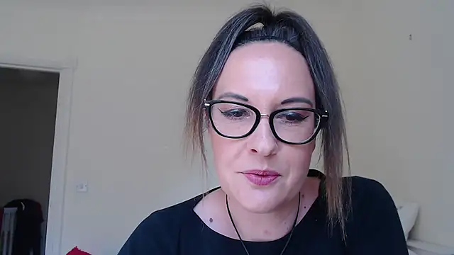 PsychicDominatrix online show from May 30, 2:15 pm