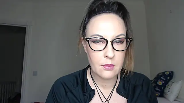 PsychicDominatrix online show from February 10, 8:17 am