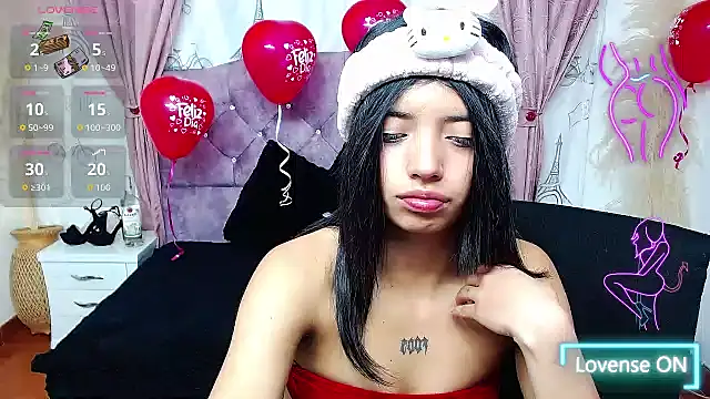 Esmeralda-18 online show from February 27, 4:23 am