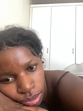 PrimaDonnaxx online show from February 8, 10:08 am