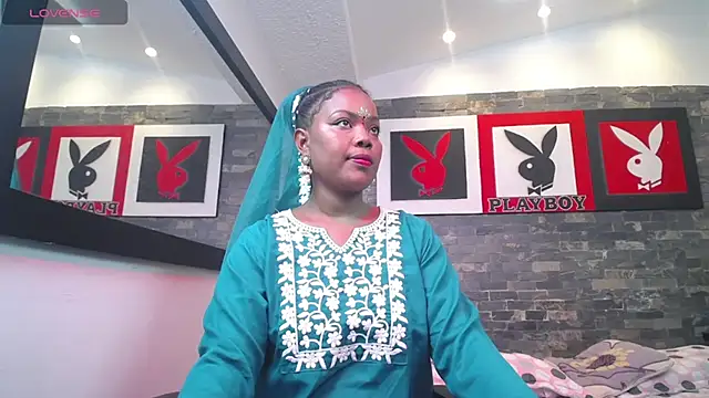 kavya suri  online show from February 16, 7:03 pm