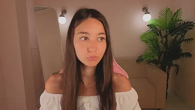 Nicole Brownie online show from June 25, 12:32 am