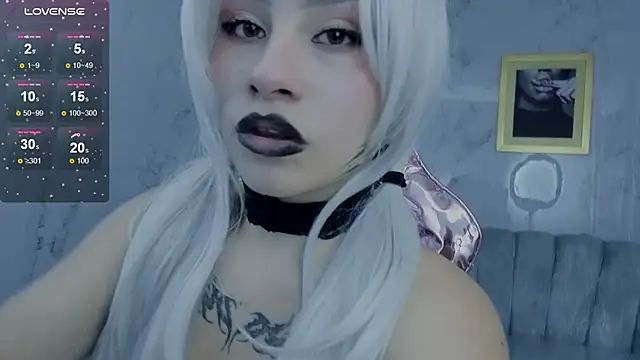 ela boob s online show from April 7, 1:46 pm