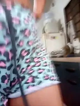 Casalinsaciavel30 online show from March 22, 8:48 pm