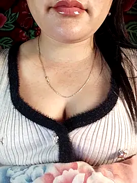 Reina Fcup01 online show from February 9, 5:21 am