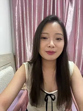 BIGBABYYEYE online show from July 13, 1:12 pm
