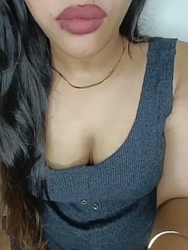 SAVITA-STRIP online show from July 28, 6:31 pm