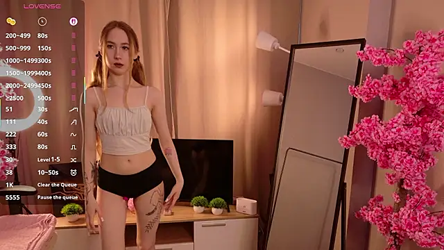 lil monikaa online show from March 27, 2:07 pm