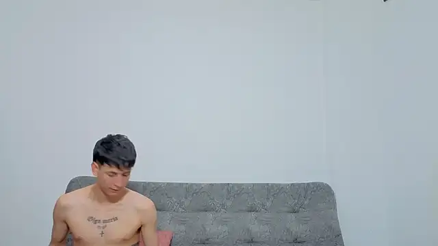 MakkiAndJimmyy online show from June 10, 9:35 pm