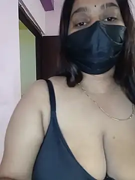 Aliya Hott online show from June 15, 6:02 am