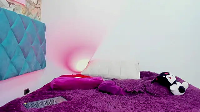 SamantthaRosxe online show from March 24, 3:23 am