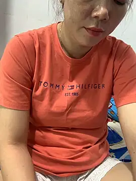 Baby-lovely69 online show from March 10, 3:21 am