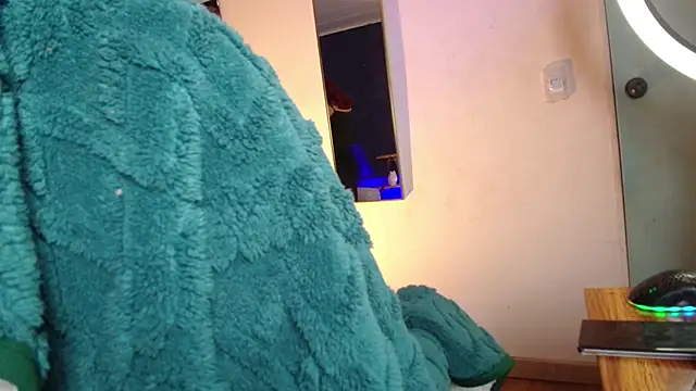 saphire  online show from February 16, 1:00 pm