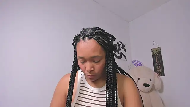 Nia13 online show from March 28, 6:46 am