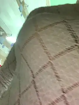 YANINA120 online show from February 18, 1:49 am