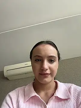 MiaTee online show from March 29, 2:21 am