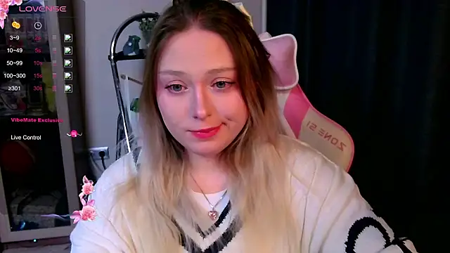 Emiliaaah online show from February 17, 8:08 pm