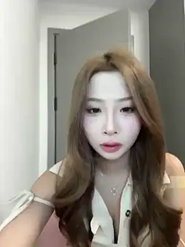 liubaobao666 online show from June 9, 5:51 am