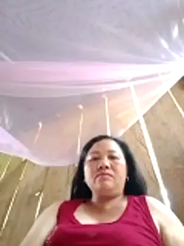 Cold-girlr12 online show from May 7, 7:12 am