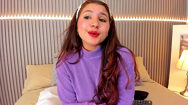 Victoria Rosee online show from July 17, 2:32 pm