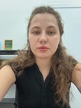 AsynaYuuki online show from April 1, 6:49 pm