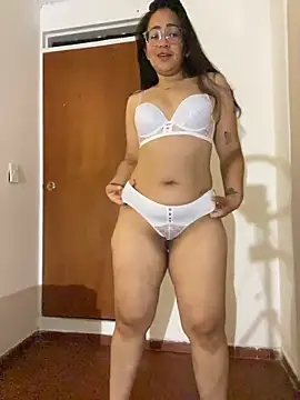 alisbloom online show from April 3, 3:48 am