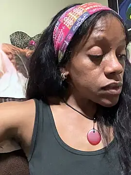 NatalieGainer goodies online show from April 10, 1:55 am