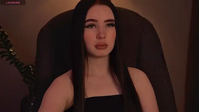 ArianaLim online show from April 8, 4:09 pm