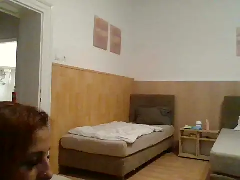 editke online show from March 21, 8:14 pm