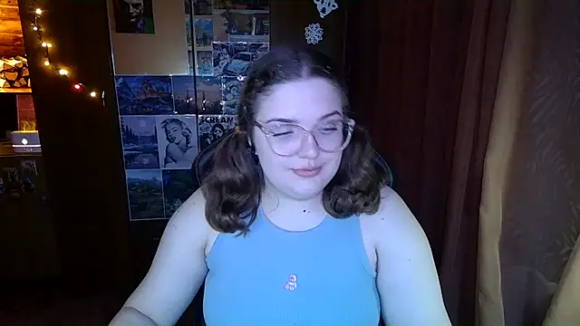 Teasing Dora online show from February 3, 1:48 am